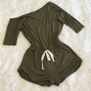 Off Shoulder Romper (Olive)